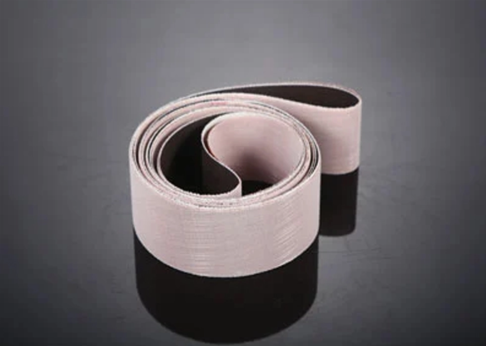 Was sind einige Sicherheits vorkehrungen, die bei der Verwendung von Schleif tuch zu beachten sind?