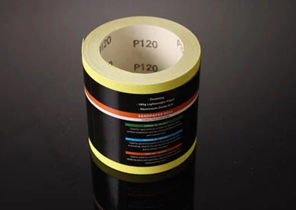 Anwendung von Aluminiumoxid-Schleifpapier rollen